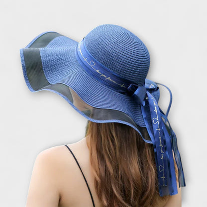 Άλις – Καπέλο Παραλίας