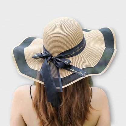 Άλις – Καπέλο Παραλίας