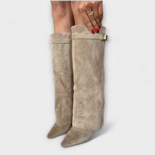 Γιοργία – Σουέτ Μπότες